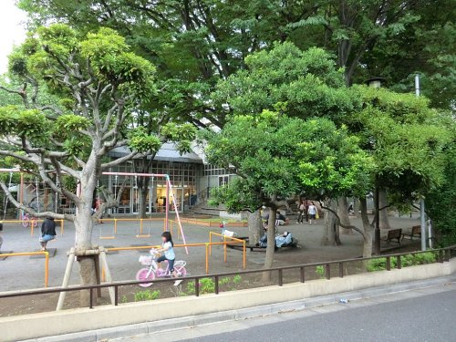 【公園】池田児童遊園まで875ｍ