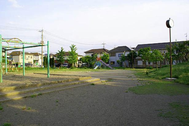 【公園】岡公園まで1558ｍ