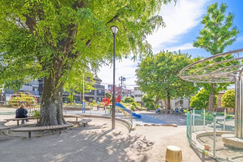 【公園】矢来公園まで70ｍ