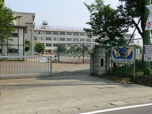 【中学校】海老名市立有馬中学校まで981ｍ