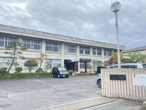 【中学校】彦根市立中央中学校まで1100ｍ