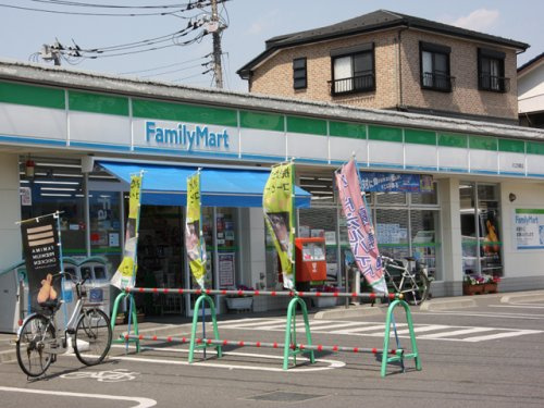 【コンビニエンスストア】ファミリーマート　川口元郷店まで198ｍ