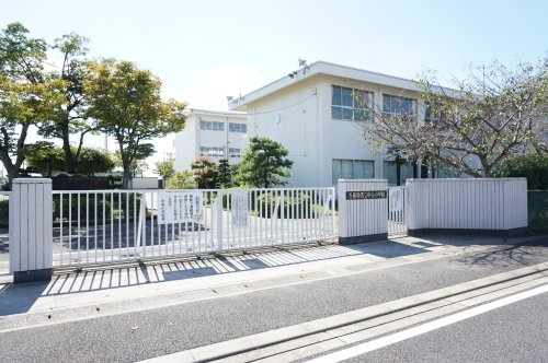 【小学校】各務原市立中央小学校まで2717ｍ