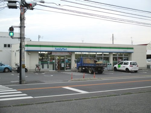 【コンビニエンスストア】ファミリーマート　市原八幡北町店まで314ｍ