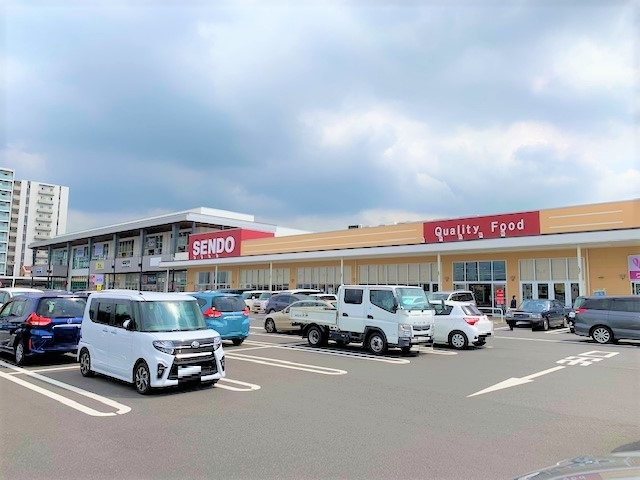 【ショッピングセンター】ゆりまち袖ケ浦駅前モールまで551ｍ