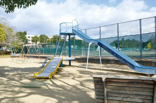 【公園】中央公園まで1000ｍ