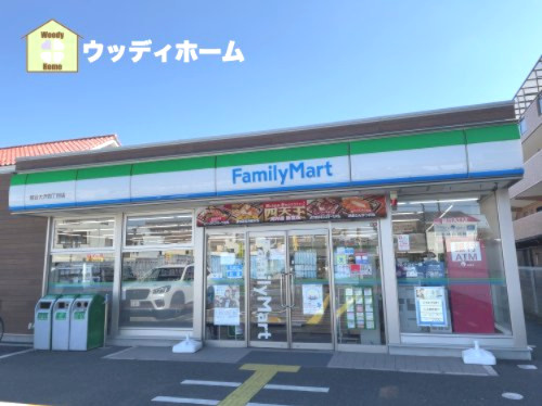 【コンビニエンスストア】ファミリーマート　越谷大沢四丁目店まで804ｍ