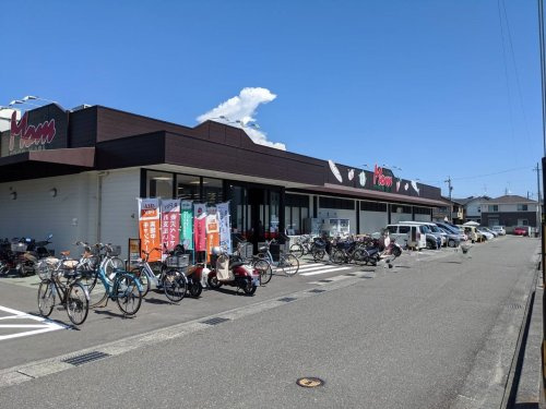 【スーパー】FOOD　MARKET　Mom(フードマーケットマム)　古庄店まで773ｍ