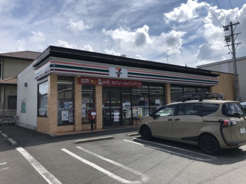 【コンビニエンスストア】セブンイレブン　静岡唐瀬1丁目店まで347ｍ