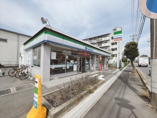 【コンビニエンスストア】ファミリーマート　志木中宗岡店まで790ｍ
