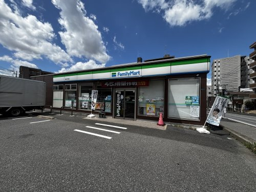 【コンビニエンスストア】ファミリーマート　我孫子本町店まで69ｍ