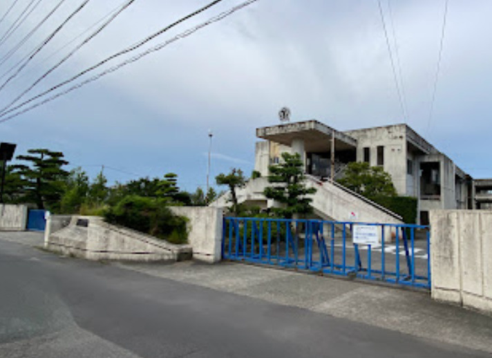 【小学校】稲沢市立大里東小学校まで1774ｍ