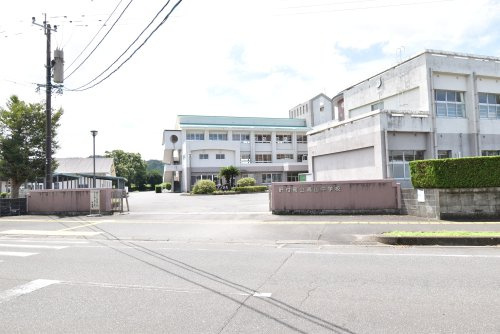 【中学校】肝付町立高山中学校まで3043ｍ