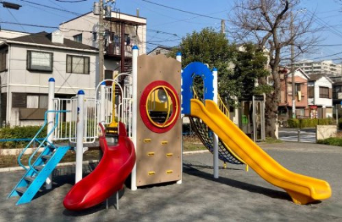 【公園】本牧元町公園まで438ｍ