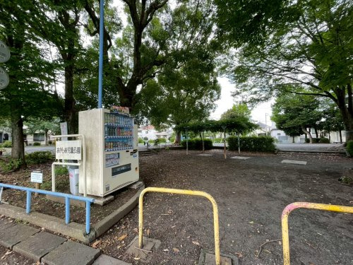 【公園】あかしあ児童公園まで567ｍ