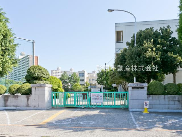 【小学校】所沢市立中央小学校まで530ｍ
