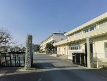 【小学校】桶川小学校まで1266ｍ
