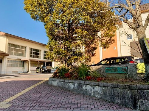【小学校】甲賀市立甲南第一小学校まで1015ｍ
