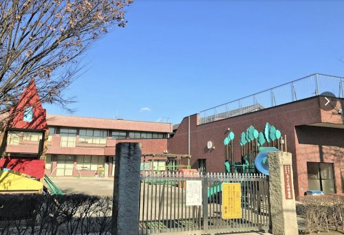 【幼稚園】みよしの幼稚園まで406ｍ