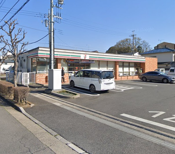 【コンビニエンスストア】セブンイレブン　北流山店まで737ｍ
