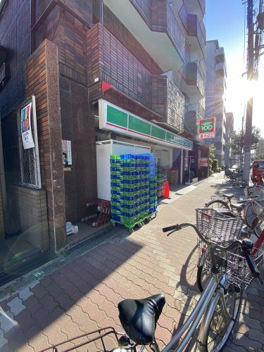 【コンビニエンスストア】ローソン100　LS住吉苅田店まで92ｍ