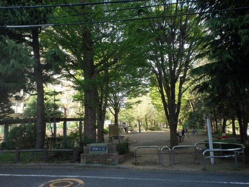 【公園】椚田公園まで283ｍ