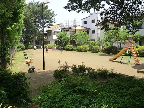 【公園】下山公園まで300ｍ