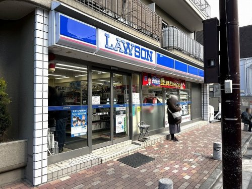 【コンビニエンスストア】ローソン成増北口通り店まで376ｍ