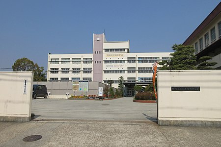 【中学校】伊丹市立天王寺川中学校まで1050ｍ