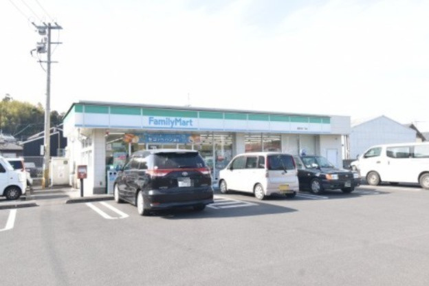 【コンビニエンスストア】ファミリーマート　鹿屋打馬一丁目店まで1200ｍ