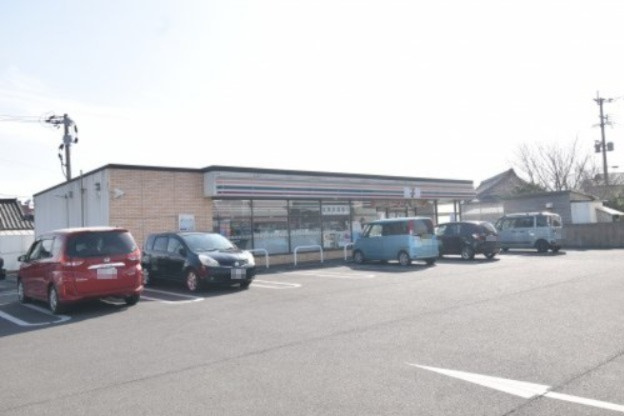 【コンビニエンスストア】セブンイレブン　鹿屋寿5丁目店まで384ｍ