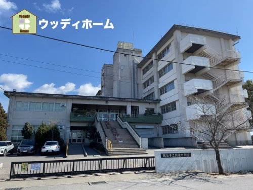 【中学校】越谷市立新栄中学校まで1100ｍ