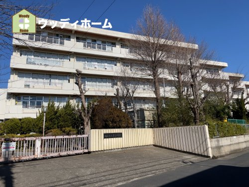 【中学校】越谷市立栄進中学校まで600ｍ