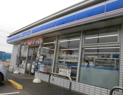 【コンビニエンスストア】ローソン　日高新堀店まで629ｍ