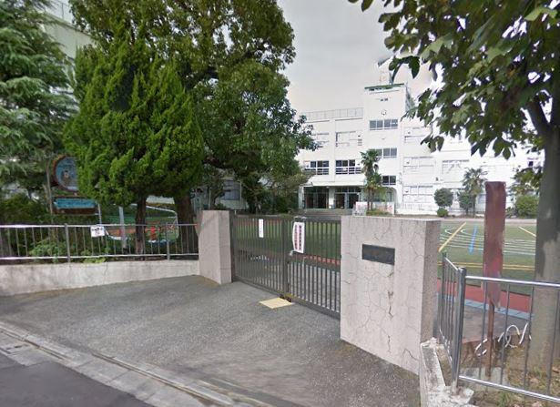 【小学校】足立区立長門小学校まで166ｍ