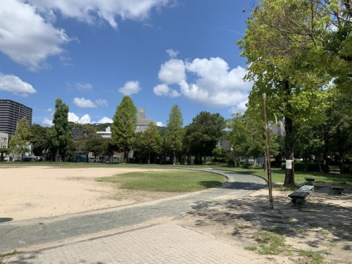 【公園】西部埋立第八公園まで669ｍ