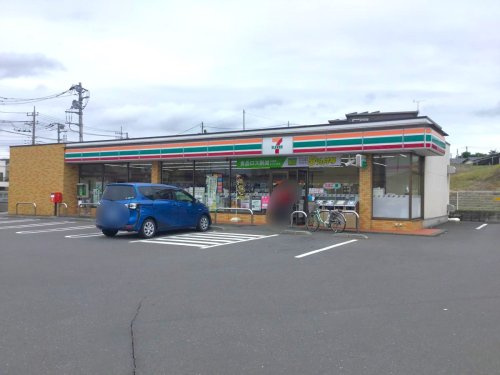 【コンビニエンスストア】セブンイレブン本庄日の出3丁目店 まで935ｍ