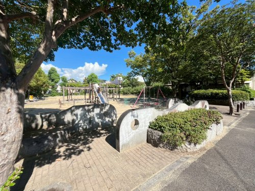 【公園】梅の木公園まで390ｍ
