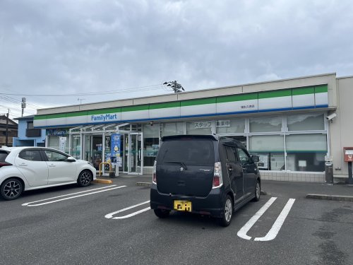 【コンビニエンスストア】ファミリーマート　蒲生久徳店まで627ｍ