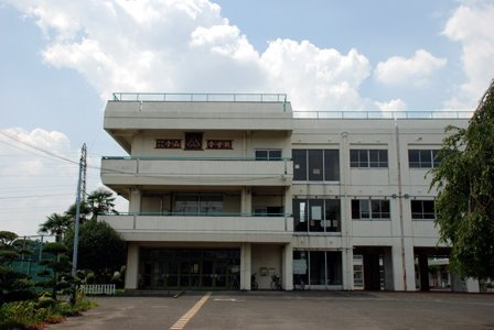 【小学校】小山小学校まで668ｍ