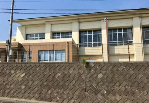 【中学校】小川南中学校まで665ｍ
