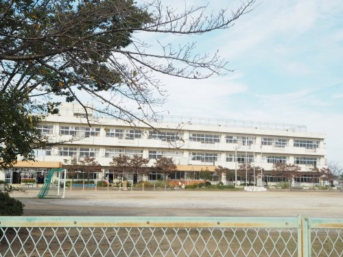 【小学校】幸手市立権現堂川小学校まで5567ｍ