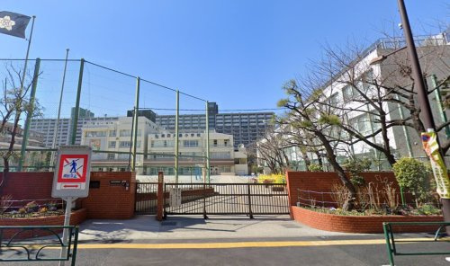 【小学校】第四大島小学校まで893ｍ