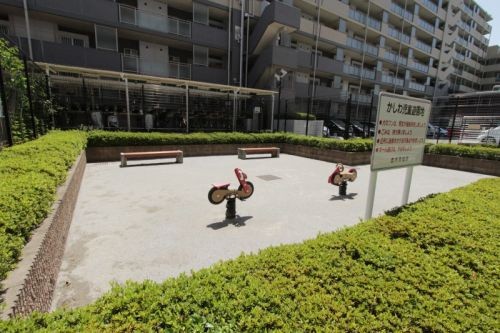 【公園】かしわ児童遊園地まで950ｍ