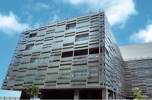 【市役所・区役所】府中市役所まで435ｍ