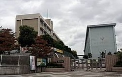 【中学校】豊富中学校まで2005ｍ
