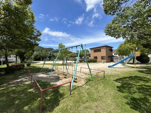 【公園】安芸矢野ニュータウン第四公園まで830ｍ