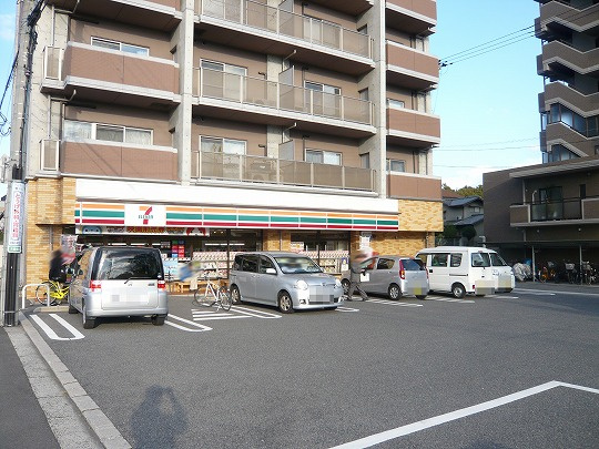 【コンビニエンスストア】セブンイレブン　廿日市山陽園店まで1034ｍ