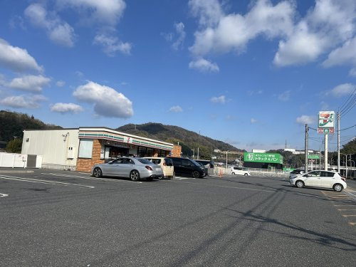 【コンビニエンスストア】セブンイレブン　広島石内バイパス店まで1646ｍ