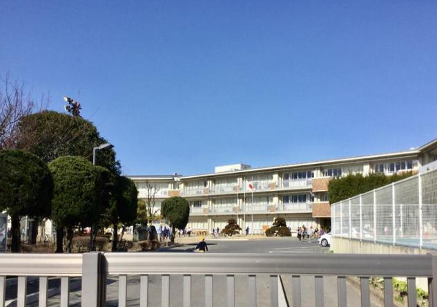 【小学校】古河市立古河第六小学校まで510ｍ